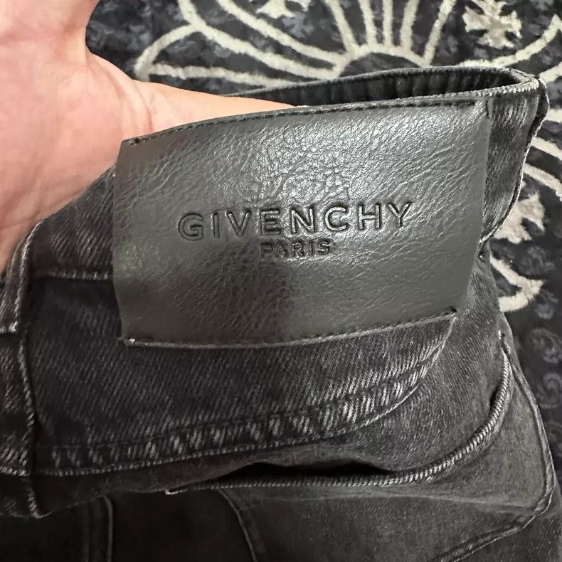 Givenchy Givenchy SizeS Black denim shorts, women's Size 26" / US 2 / IT 38 - 3 Thumbnail