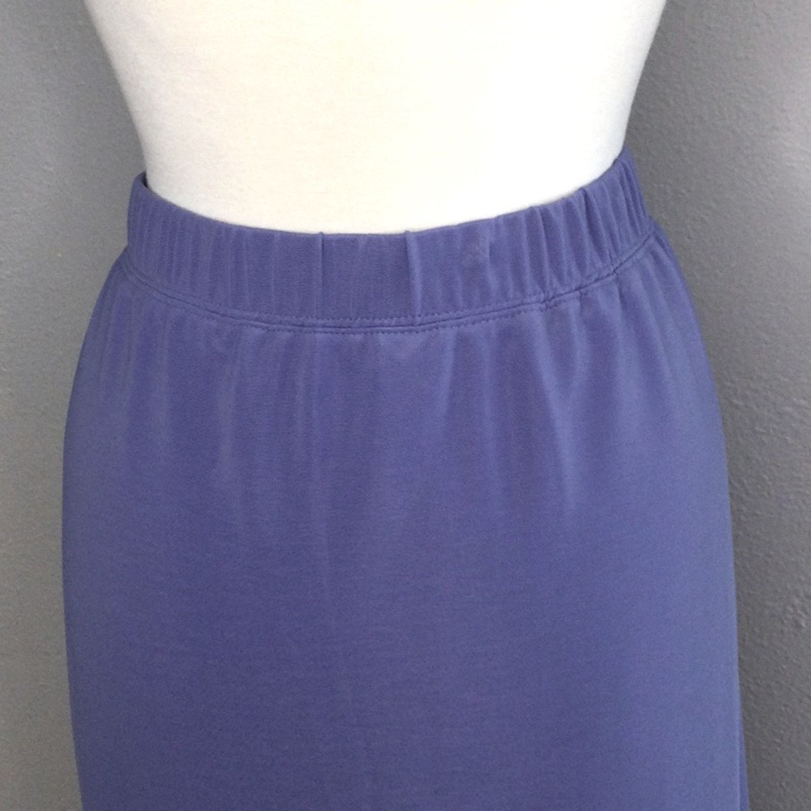 Other Susan Graver Purple Knee Length Split Back Straight Skirt 3X Size 42" / US 20 - 2 Thumbnail