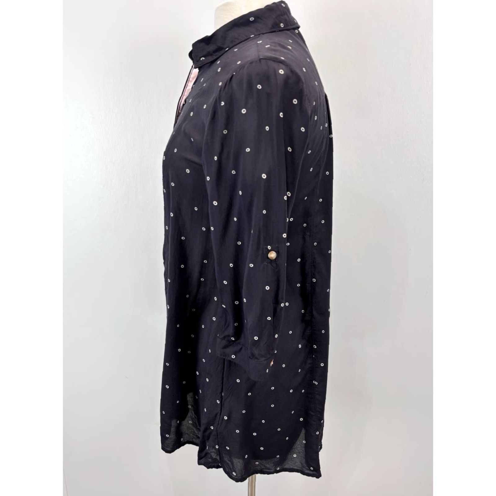 Vintage MAEVE Anthropologie Polka Dot Tunic Shirt Blouse S Blue Lightweight Semi-Sheer 3/4 Sleeve Business Casual Womens Size S / US 4 / IT 40 - 2 Thumbnail