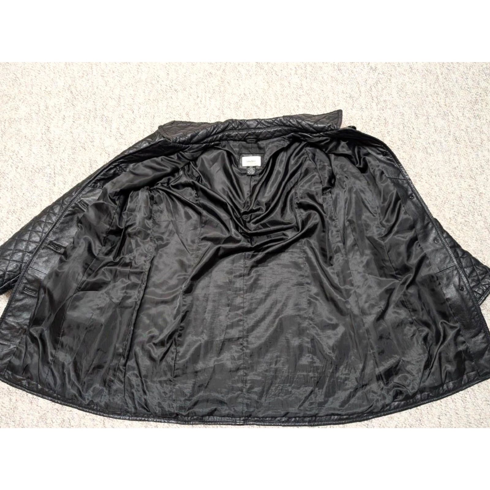 Neiman Marcus VINTAGE Neiman Marcus leather coat Overcoat quilted diamond black L Womens COAT Size L / US 10 / IT 46 - 6 Thumbnail
