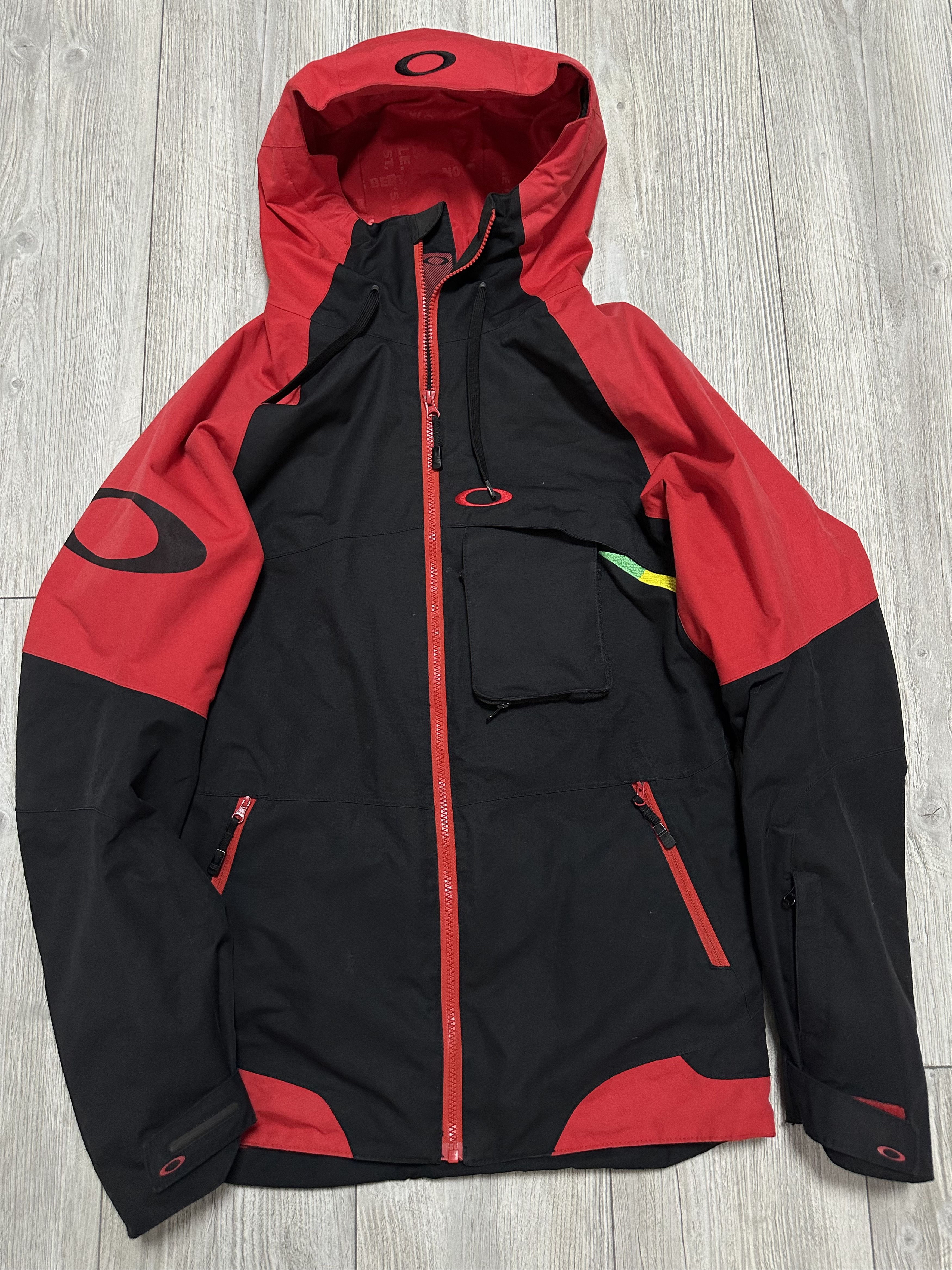 Oakley Oakley Ski Jacket Men’s Men’s Black Red Logo Snowboard Y2K Size US S / EU 44-46 / 1 - 1 Thumbnail