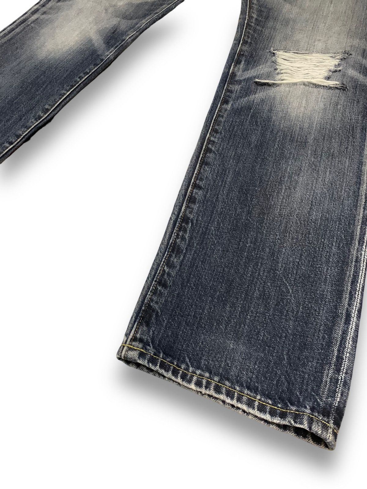Gap Vintage Gap 1969 Whiskers Washed Distressed Grunge Jeans Size US 32 / EU 48 - 11 Thumbnail