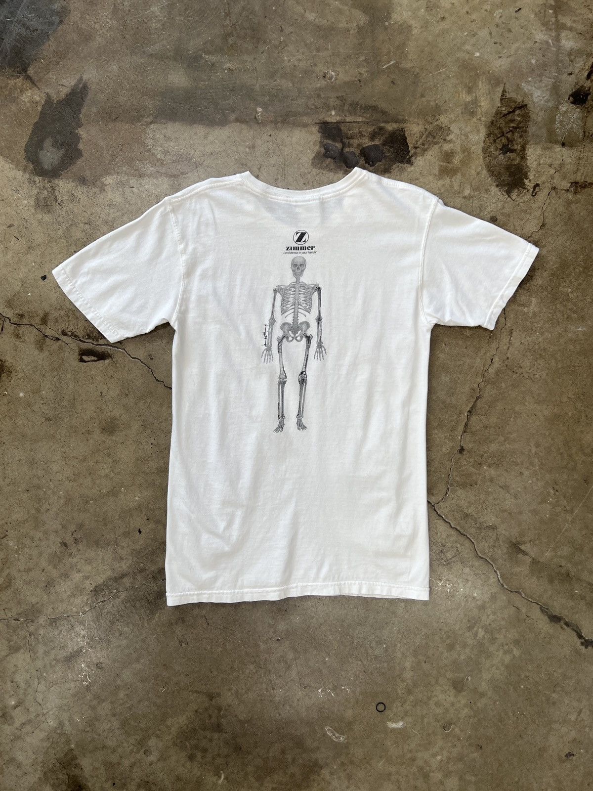 Vintage Vintage Zimmer Confidence in Your Hands Skeleton Tee Medium Size US M / EU 48-50 / 2 - 2 Thumbnail