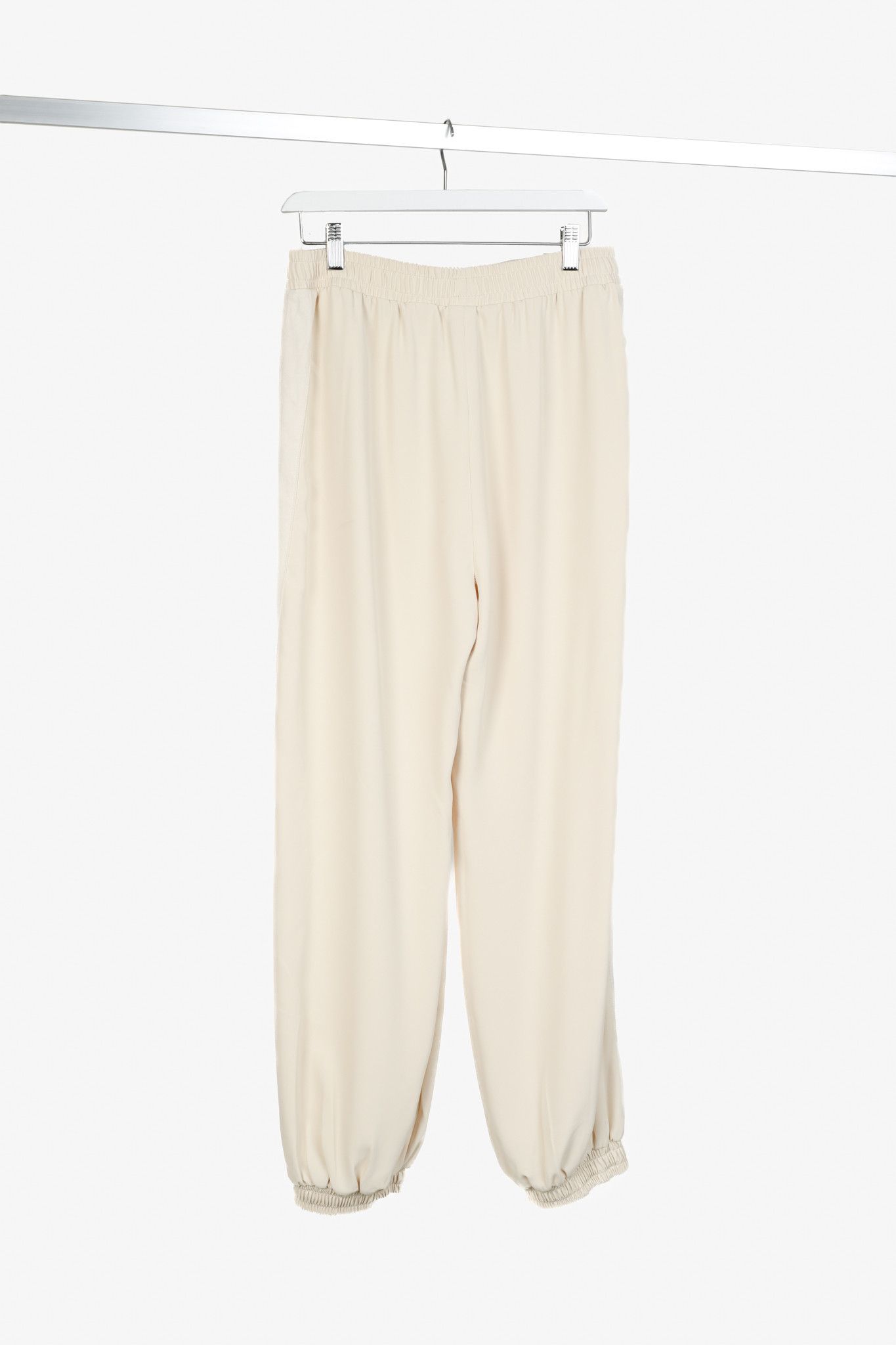 See by Chloe See by Chloe Angora Beige Fluid Jogger Pant Size 27" / US 4 / IT 40 - 1 Thumbnail