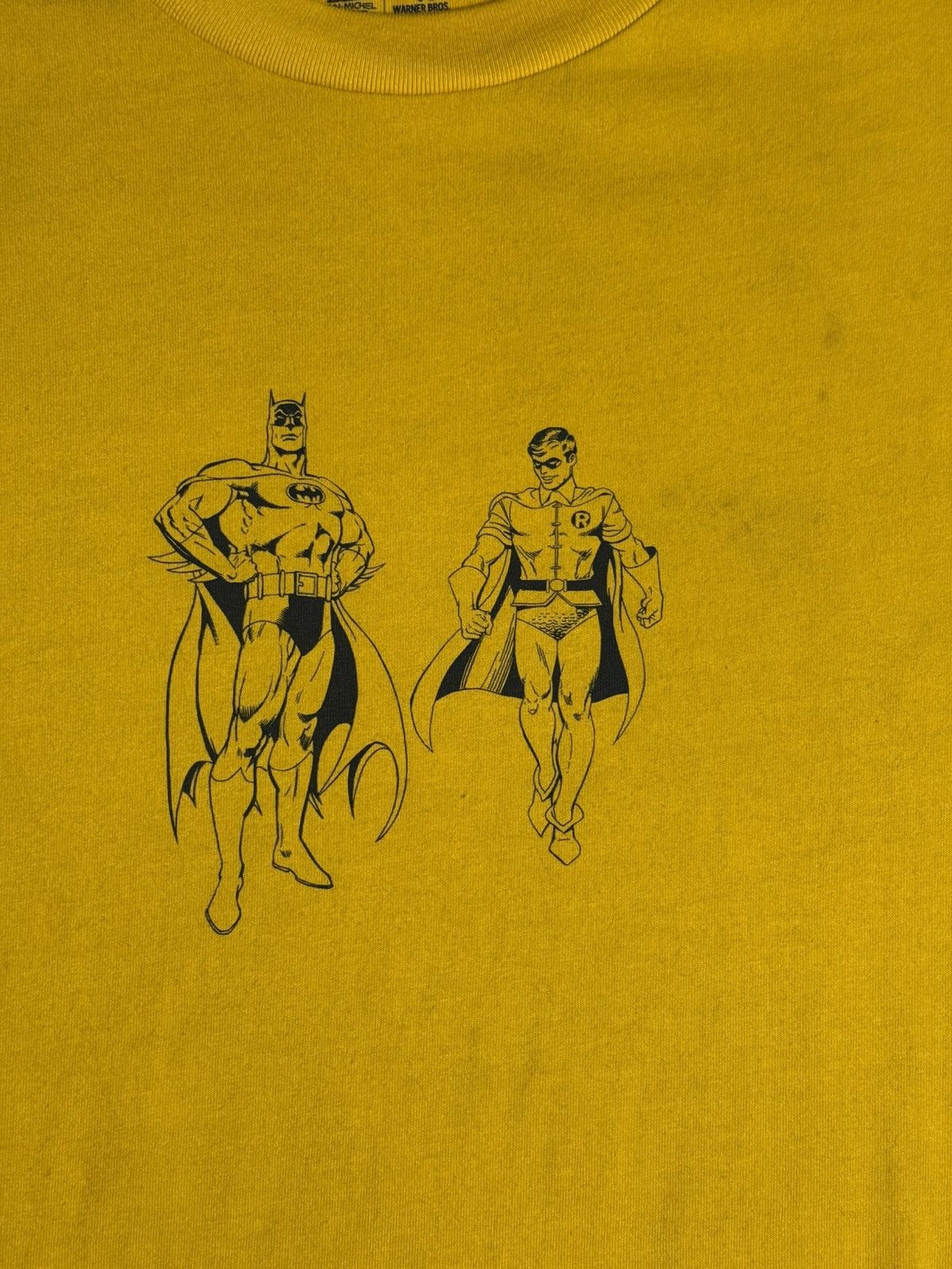 Uniqlo Uniqlo Batman & Robin Basquiat Tee “Yellow” [M] PREOWNED Size US M / EU 48-50 / 2 - 3 Thumbnail