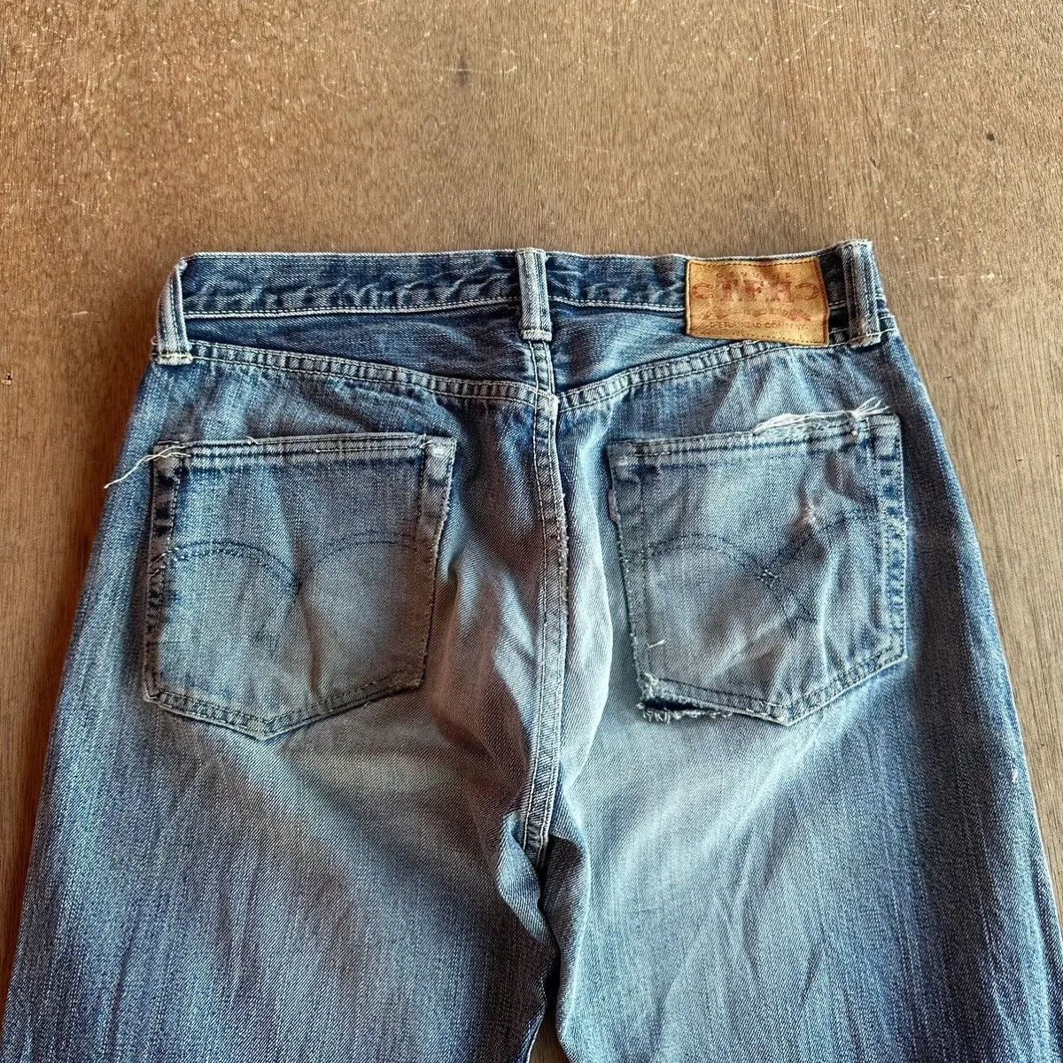 The Flat Head THE FLAT HEAD 18oz DENIM SELVEDGE/REDLINE DISTRESSED PANTS Size US 30 / EU 46 - 16 Thumbnail