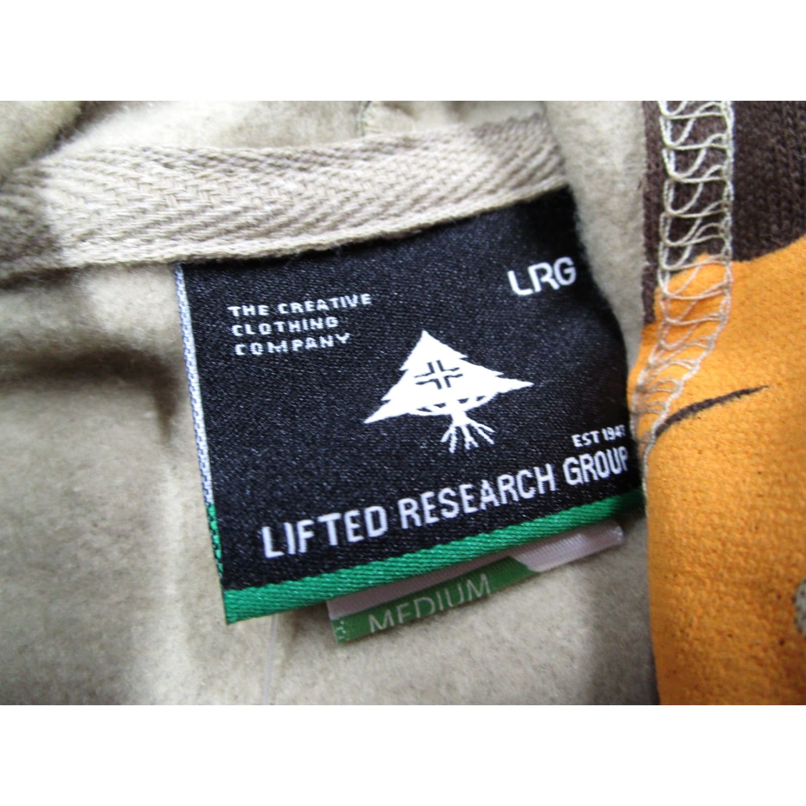 KangaROOS VINTAGE Lifted Research Group Hoodie Shirt Mens Medium Green Camo Leaf Pullover Fleece Kangaroo Pocket 90s Hip Hop Basketball Mens Size US M / EU 48-50 / 2 - 4 Thumbnail