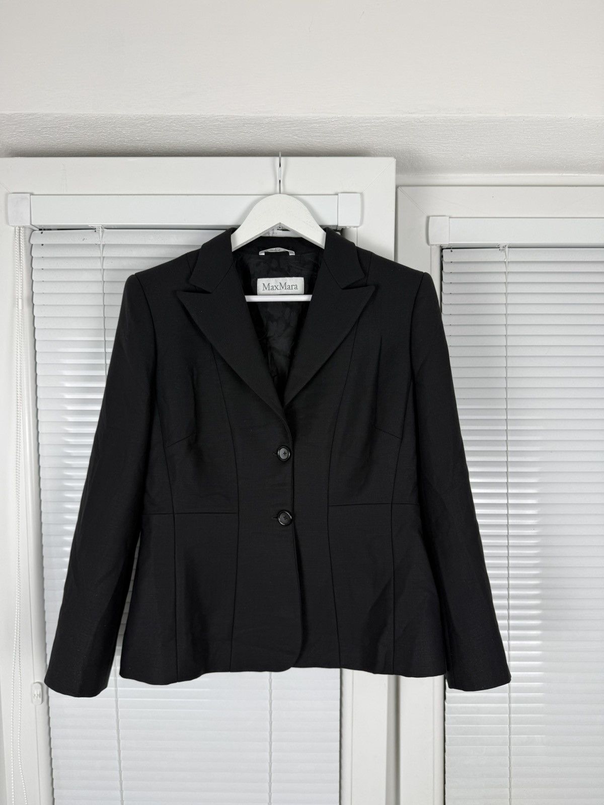 Max Mara Max Mara Blazer Size M / US 6-8 / IT 42-44 - 1 Thumbnail