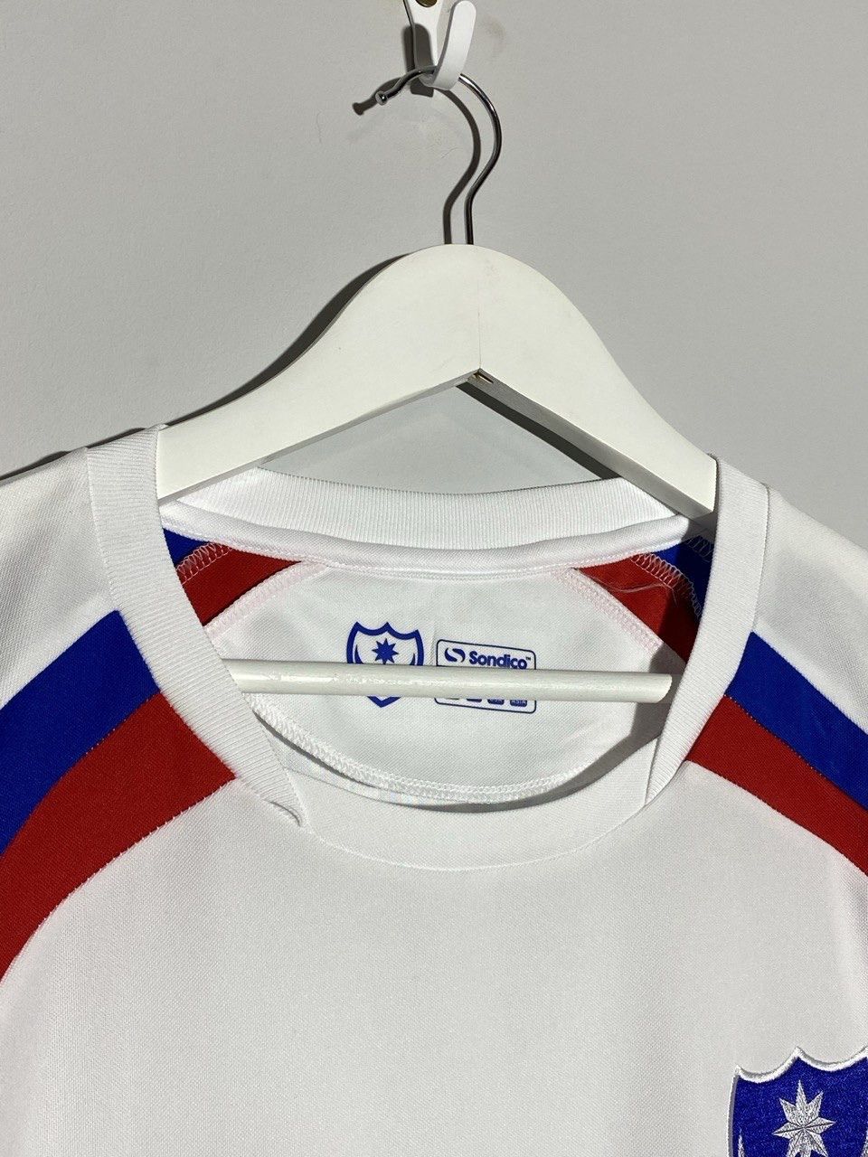 Other Sondico Portsmouth FC 2015/16 Away Football Shirt Jersey Size US L / EU 52-54 / 3 - 7 Thumbnail