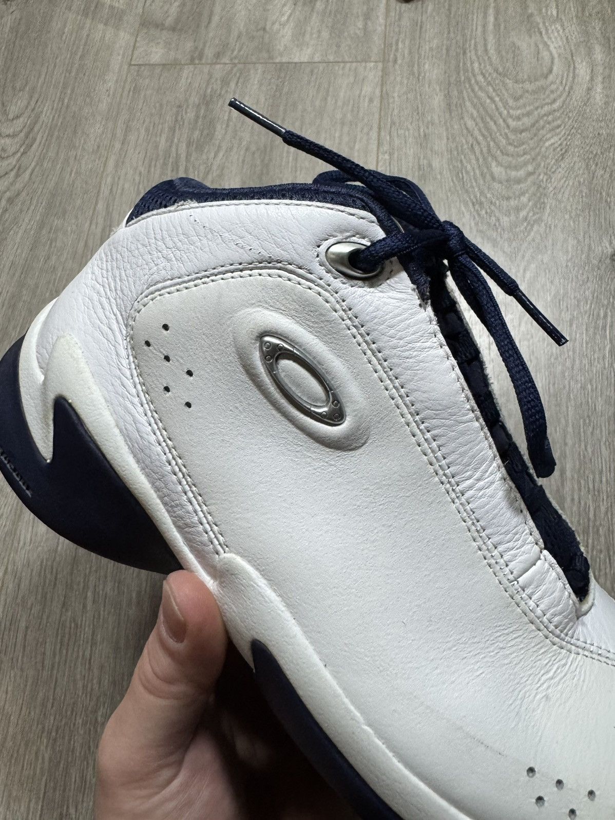 Oakley Oakley Domestic Redcode 0.1 White-Blue Basketball Shoes Size US 8.5 / EU 41-42 - 4 Thumbnail
