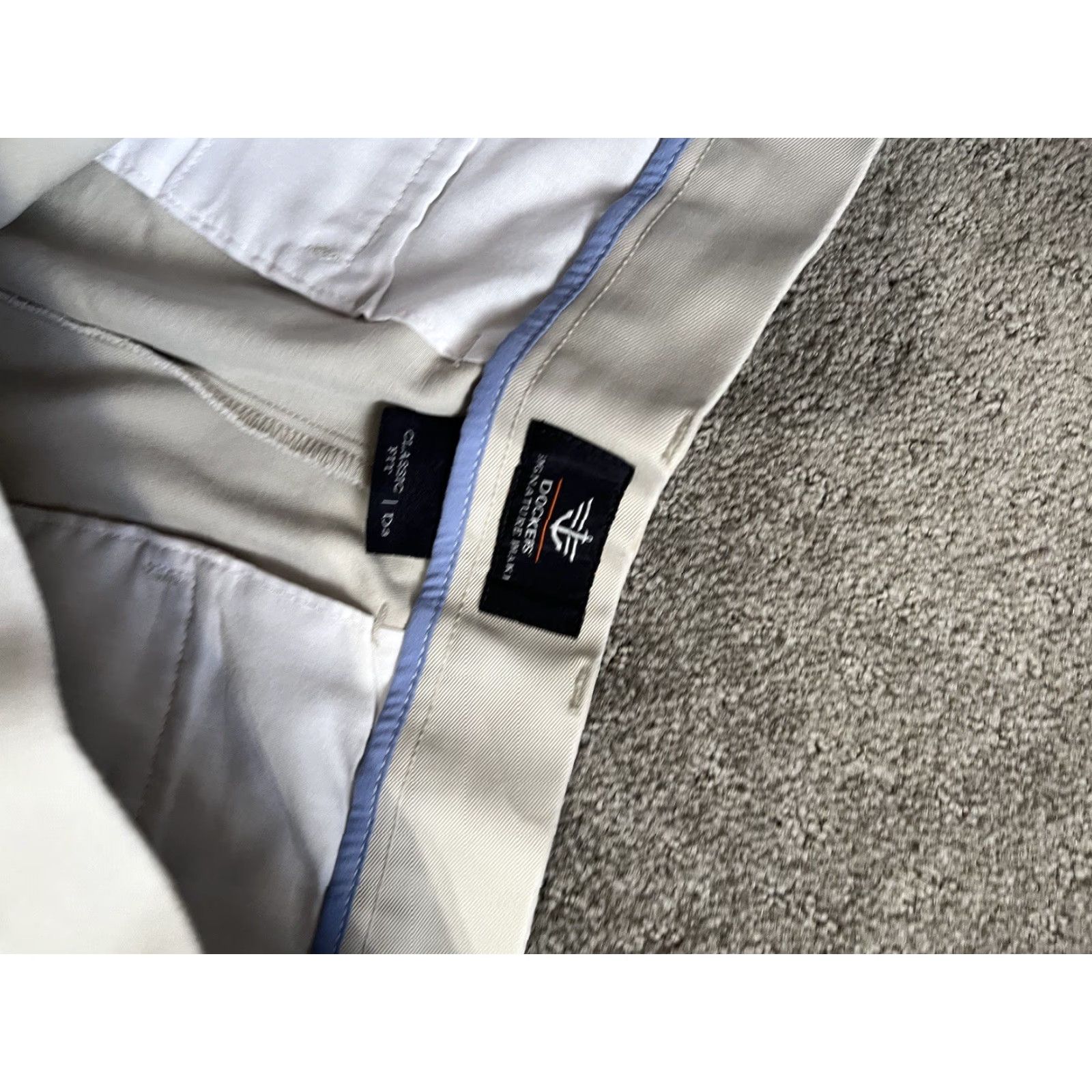 Dockers DOCKERS Mens 34x29 Chino Dress Pants Classic Fit Beige Ivory 90s Vintage Army Apple Pattern Solid Pleated Front Zip Pants Mens Size US 34 / EU 50 - 5 Thumbnail