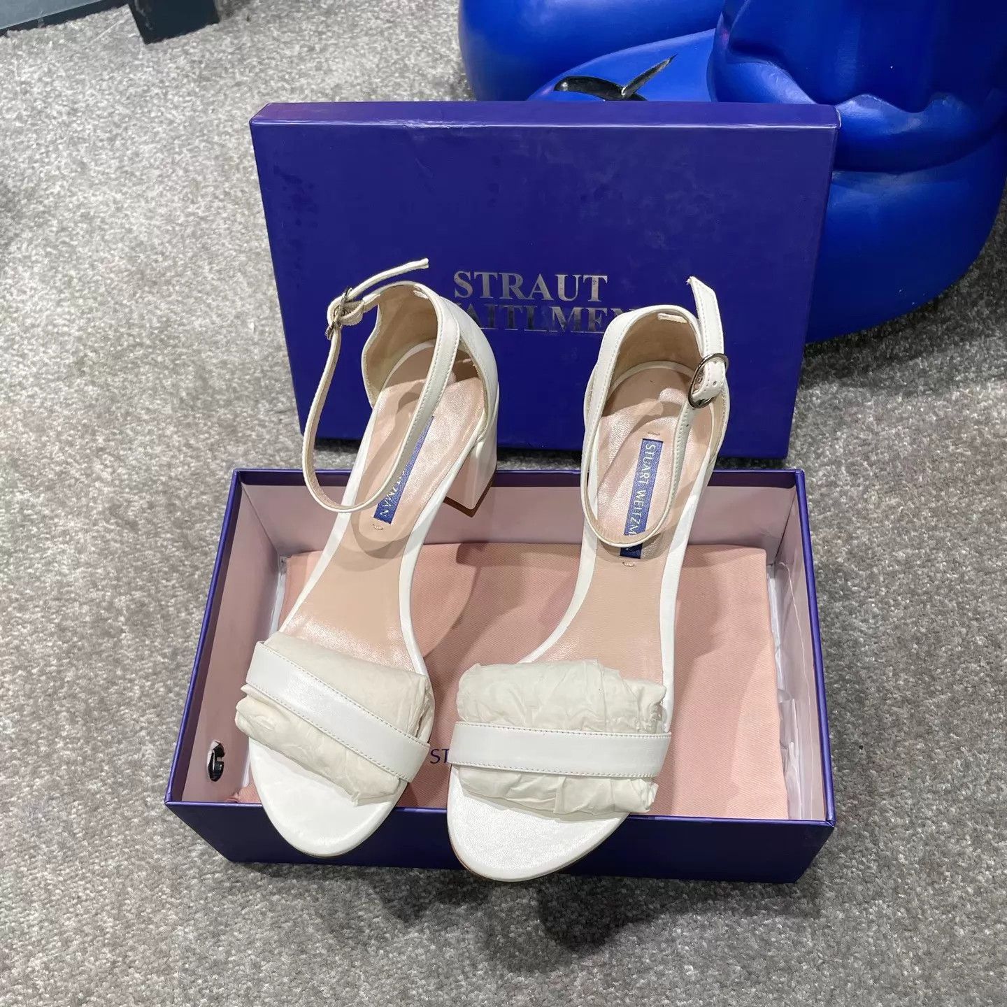 Other Pre-owned SW White Strappy Buckle Sandals 37 Size US 6.5 / IT 36.5 - 2 Thumbnail