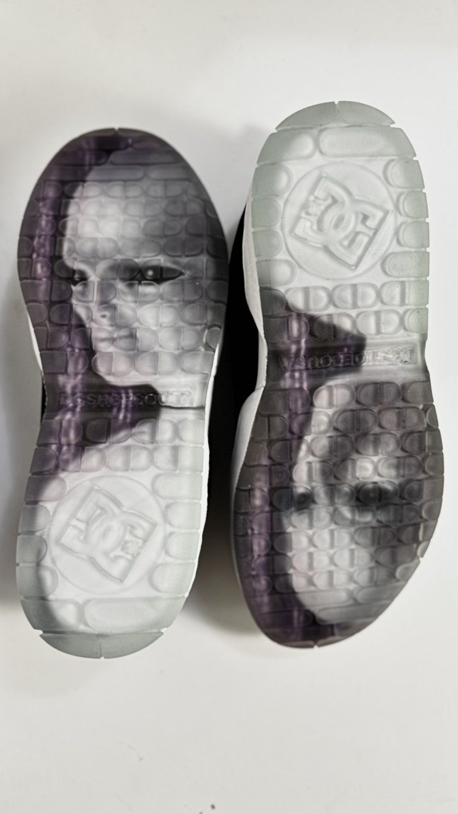 DC × Fuck The Population FTP x DCSHOECO Clocker 2’s Size US 9.5 / EU 42-43 - 5 Thumbnail