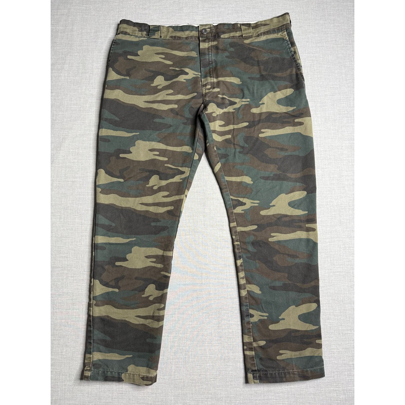 Dickies Dickies Woodland Camo Skinny Straight Work Pants 39x29 Size US 39 - 1 Thumbnail