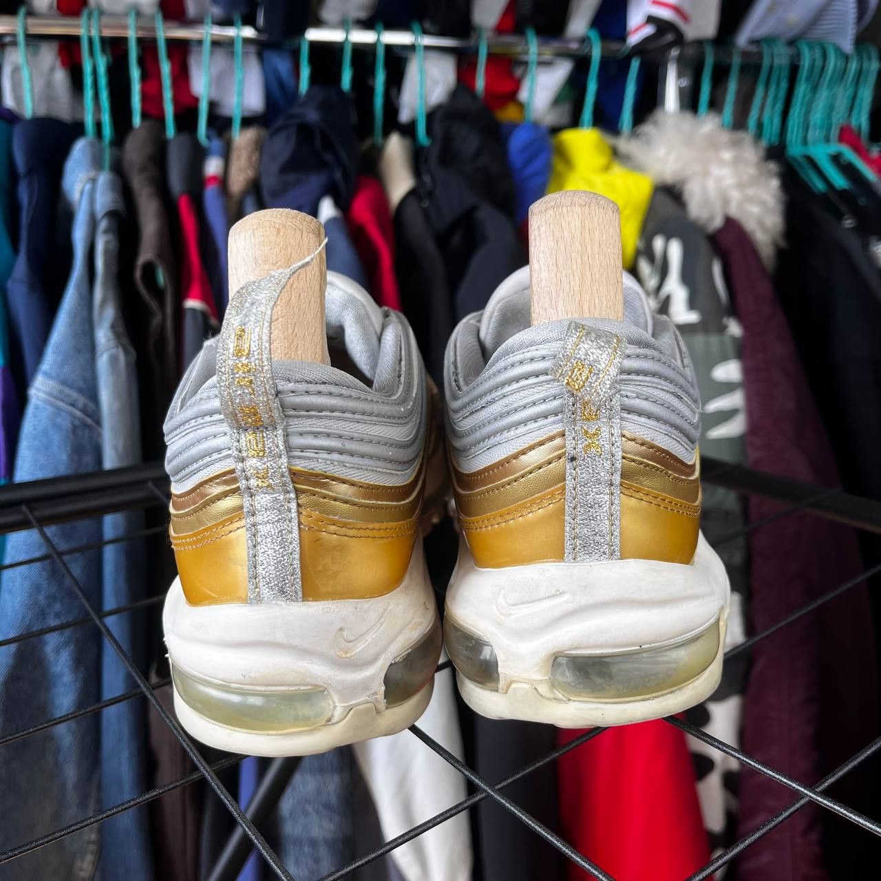 Nike Nike Air Max 97 SE Vast Grey/Silver/Metallic Gold Sneakers Size US 12 / EU 45 - 3 Thumbnail