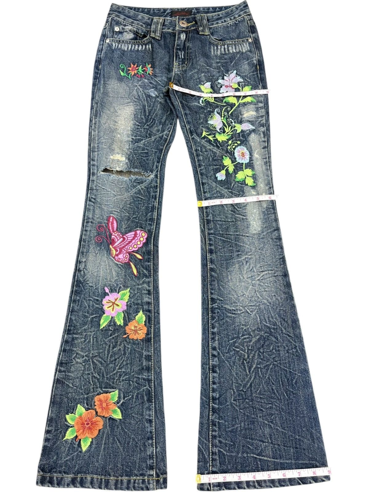 Japanese Brand Vintage Japanese Brand Mud Wash Embroidered Flare Jeans Size 26" / US 2 / IT 38 - 13 Thumbnail
