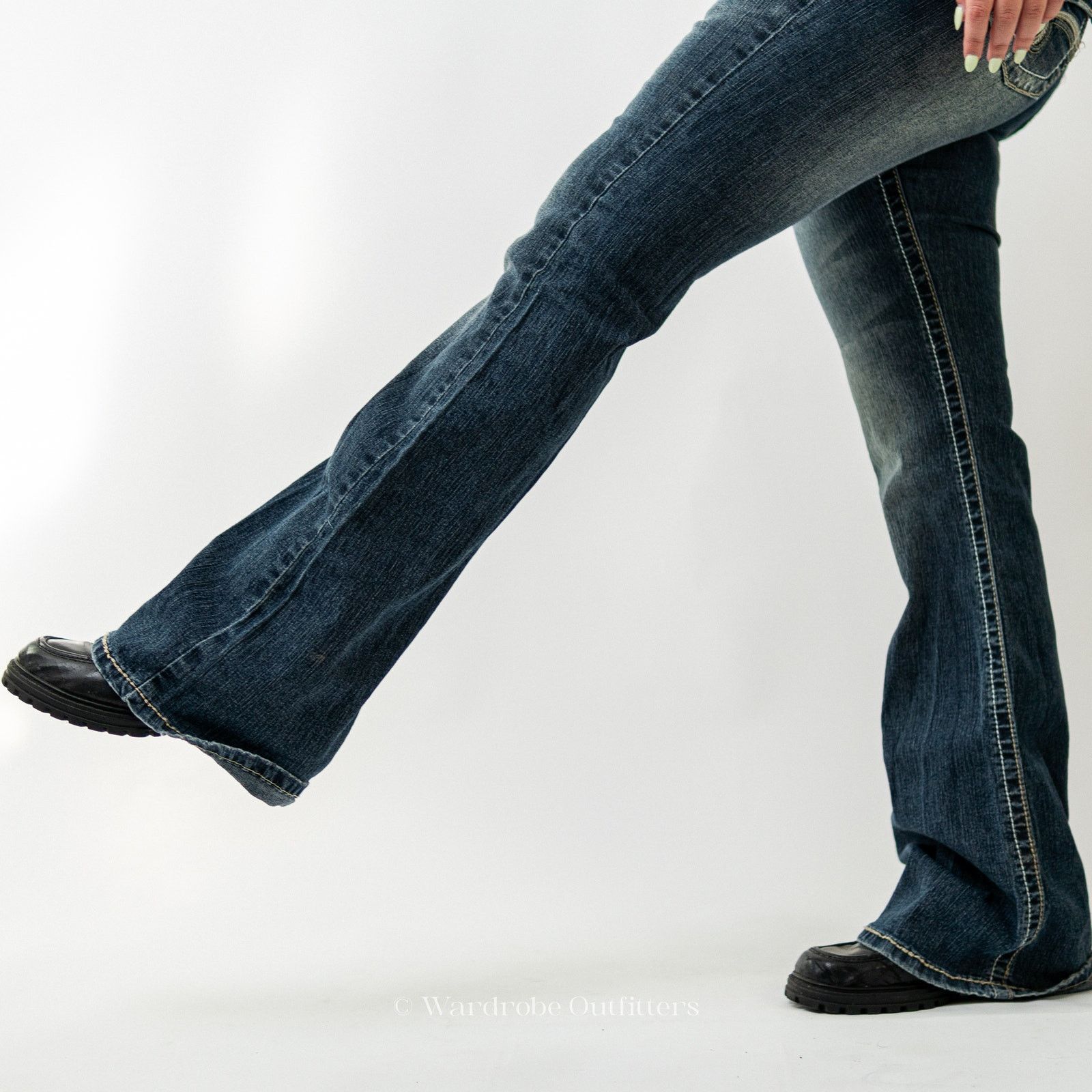 Vintage Vintage Y2K Angels Low Rise Flare Boot Cut Jeans Size 28" / US 6 / IT 42 - 9 Thumbnail