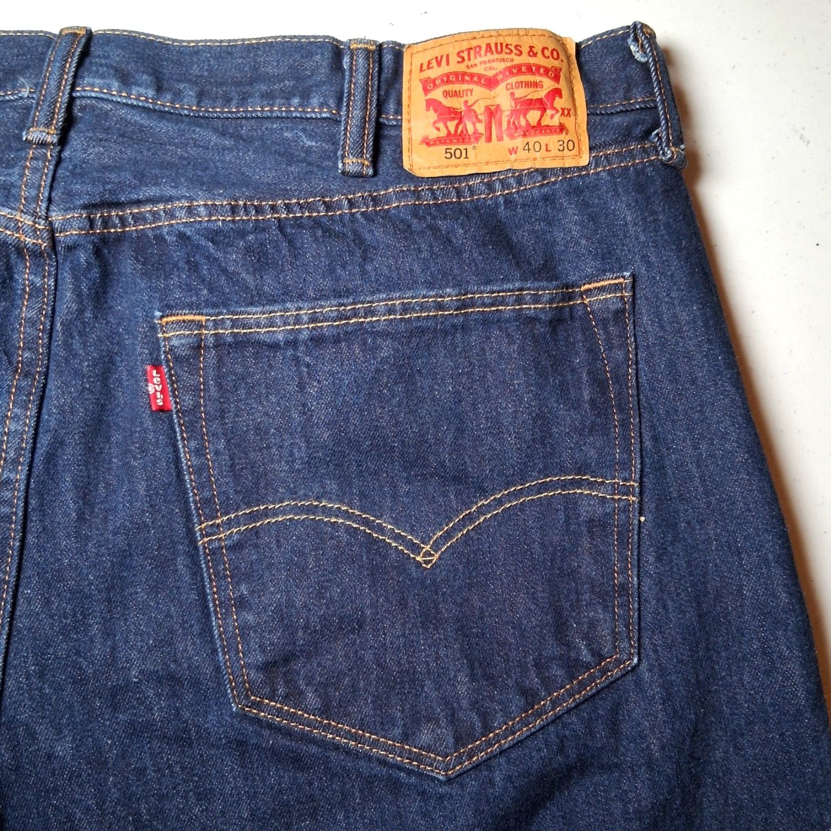 Levi's VINTAGE Levi's 501 Jeans Men 40x27 Button Fly Denim Blue 5-Pocket Regular Straight 40 Inseam Mes| Size US 40 / EU 56 - 6 Thumbnail