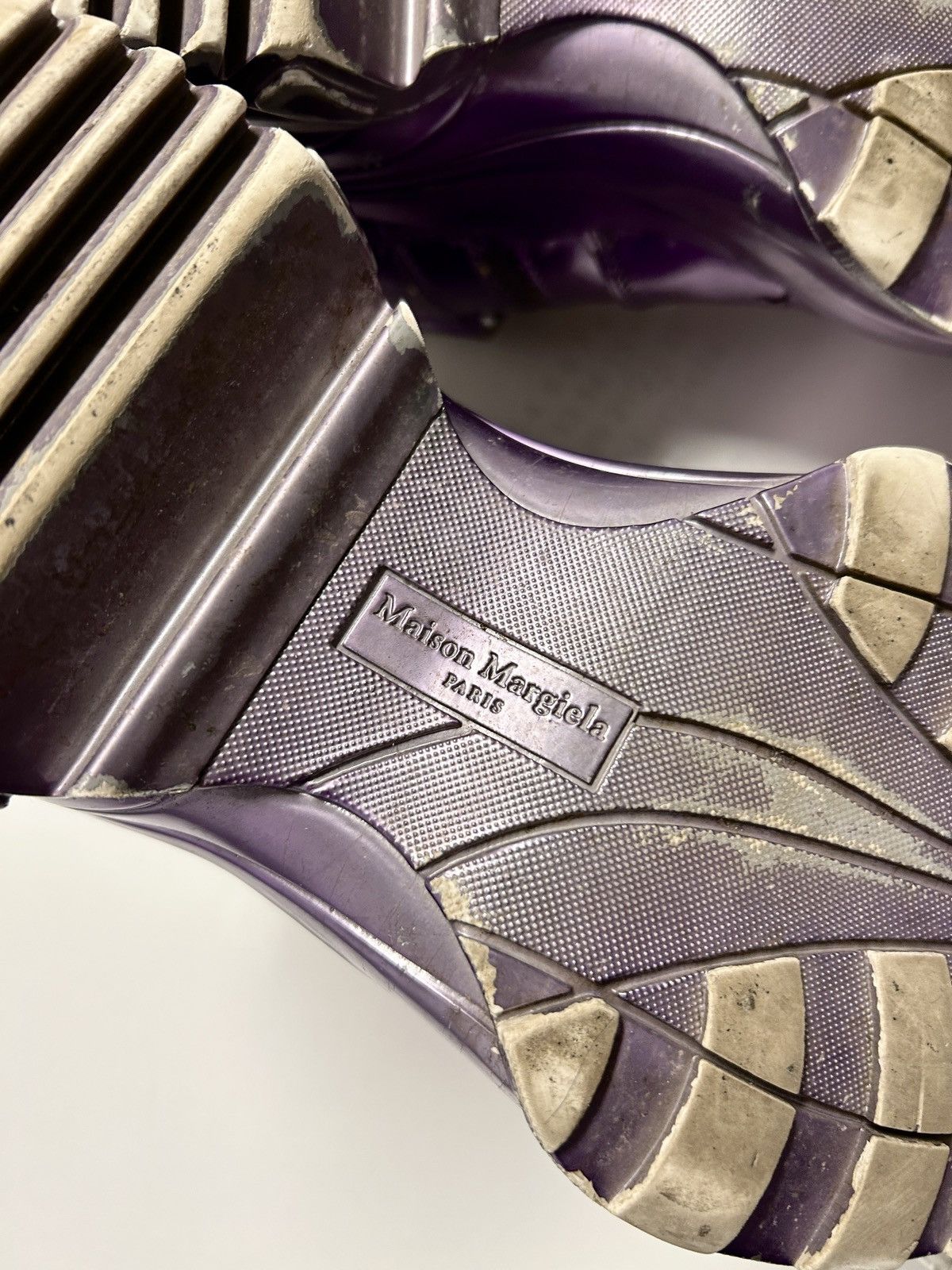 Maison Margiela 2008 Retro Fit Purple Metallic Platform Sneaker Size US 6 / EU 39 - 9 Thumbnail