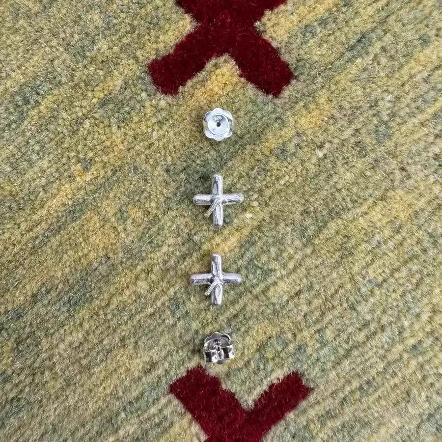 Ma+ maurizio amadei m.a+ cross earrings new 25w Size ONE SIZE - 3 Thumbnail