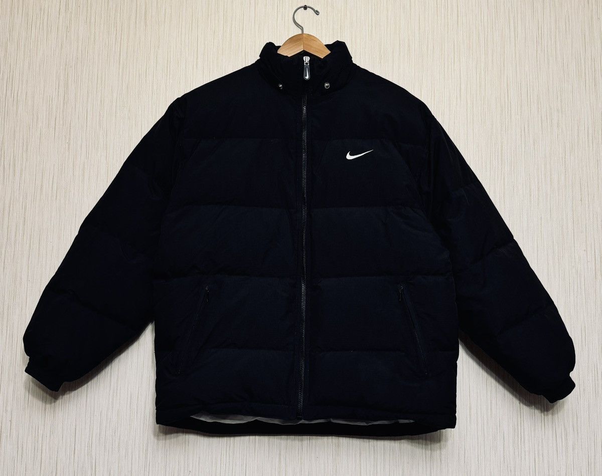 Nike vintage 90s big logo puffer down jacket