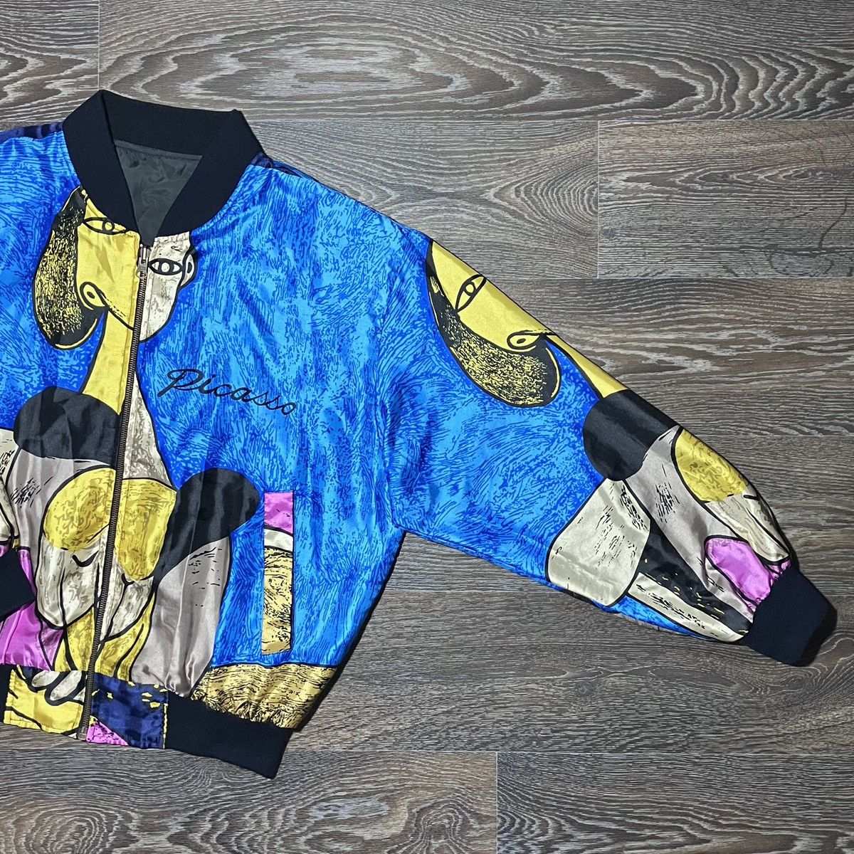 Vintage Vintage 90s PICASSO Art Design Satin Bomber Jacket Size US L / EU 52-54 / 3 - 2 Thumbnail