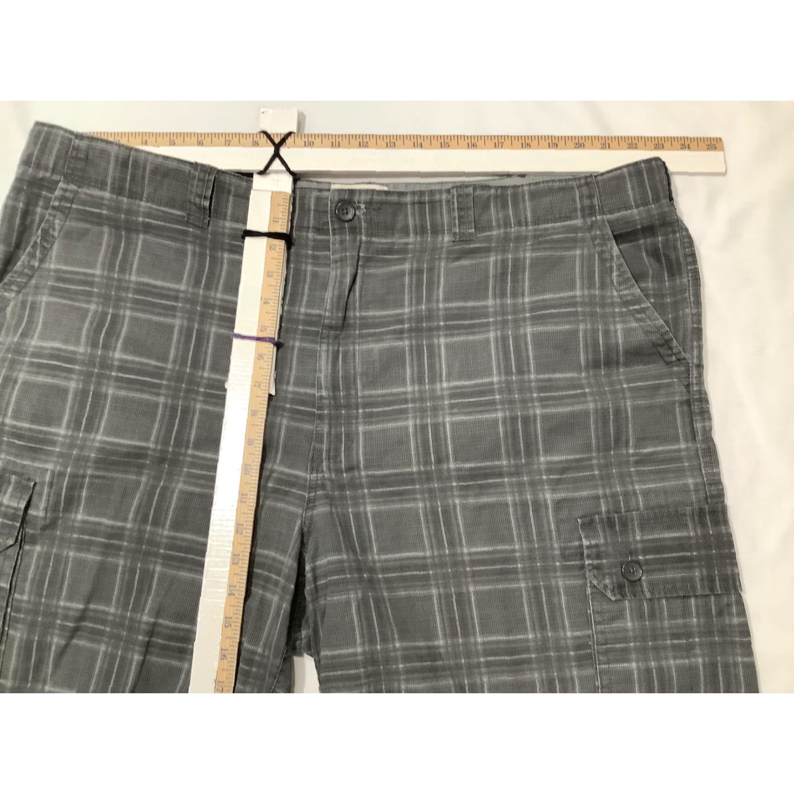 Vintage True Nation Cargo Shorts Mens 46 Gray Plaid Cotton Lightweight Pockets Casual Size US 30 / EU 46 - 6 Thumbnail