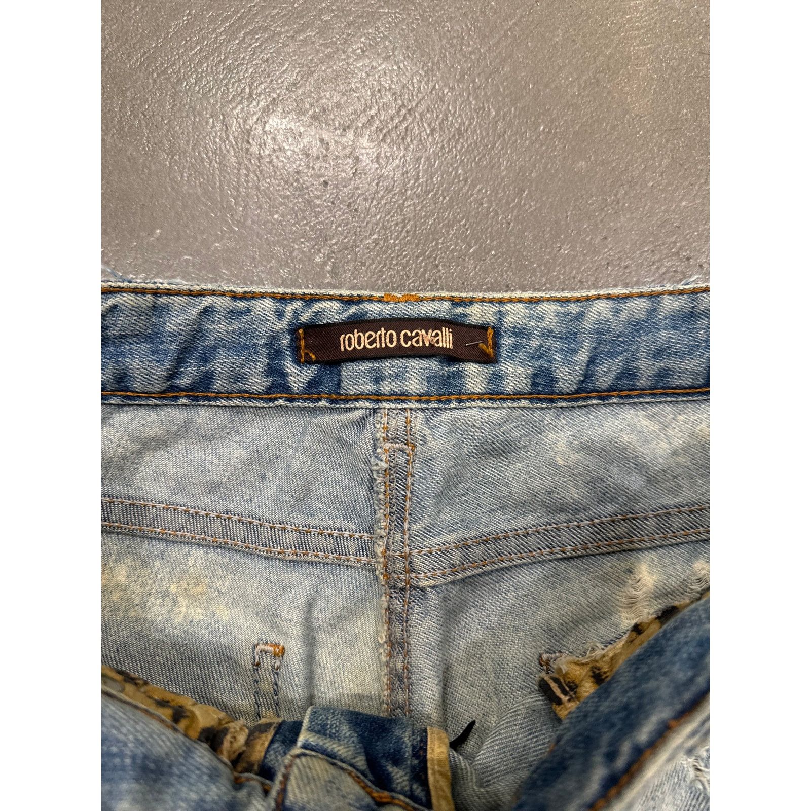 Roberto Cavalli Roberto Cavalli distressed leopard patch glitter jeans Size 27" / US 4 / IT 40 - 9 Thumbnail