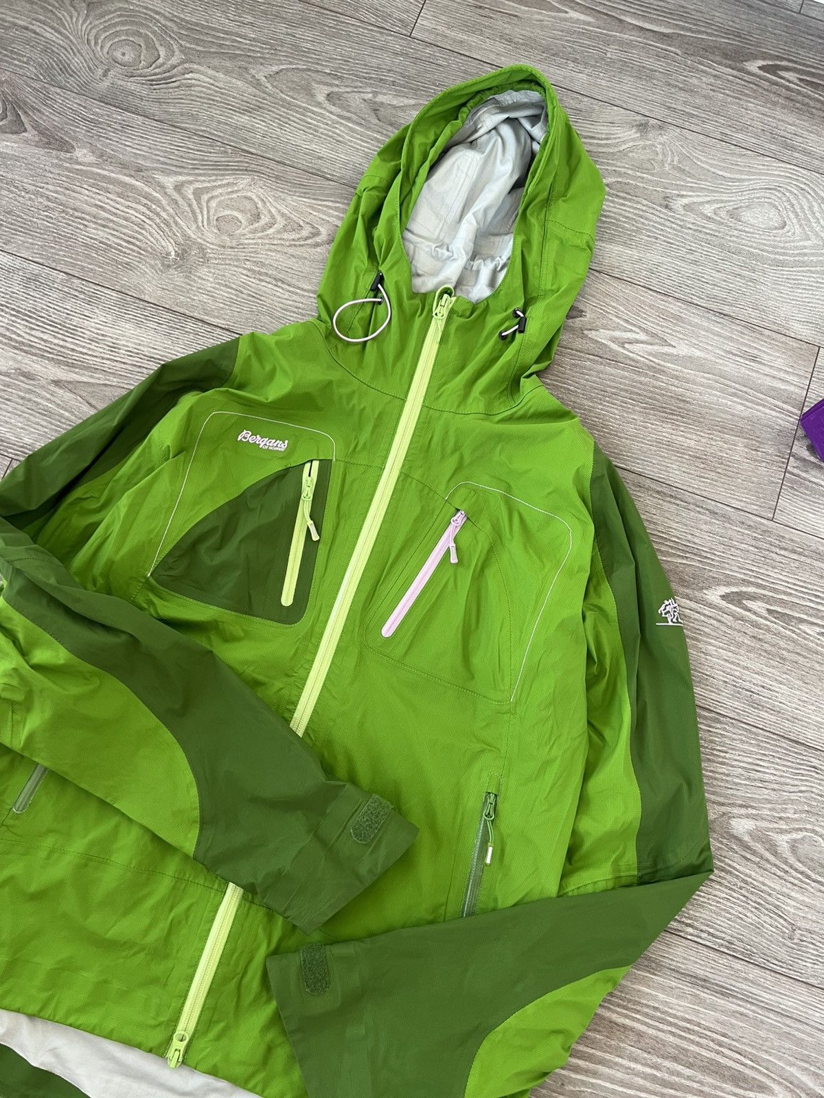Bergans of Norway ‼️Bergans Of Norway Thin Hooded Cecilie Pro Gorpcore Jacket‼️ Size L / US 10 / IT 46 - 9 Thumbnail