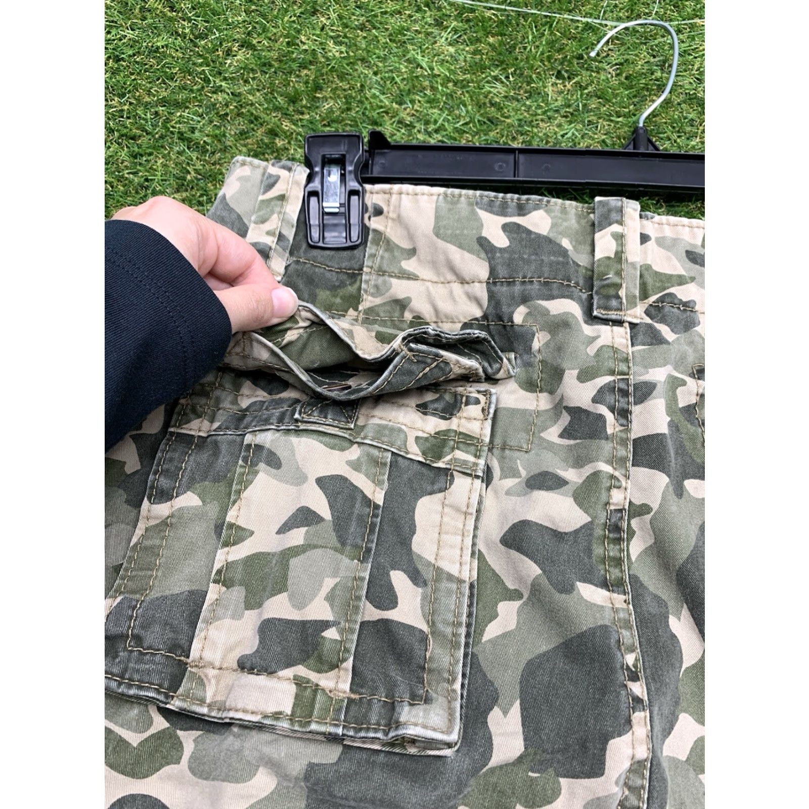 Vintage Aeropostale Cargo Shorts Mens 32 Army Green Camo Y2K Skater Grunge 90s Size US 32 / EU 48 - 3 Thumbnail