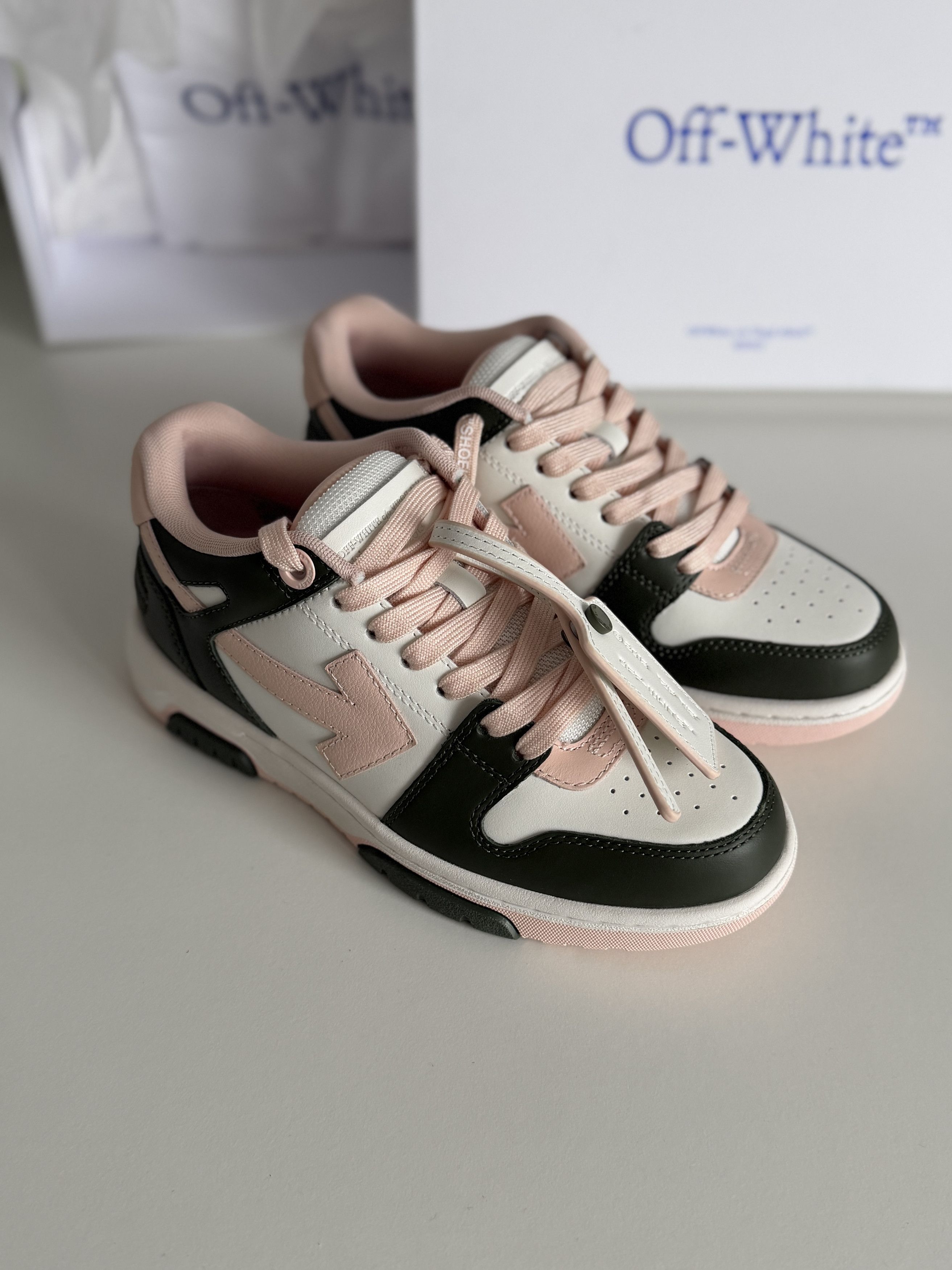 Off-White Off White Out Of Office sneakers Size US 6 / IT 36 - 2 Thumbnail
