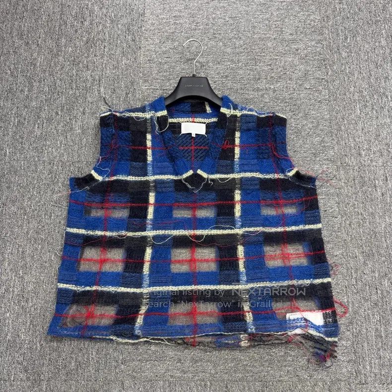 Maison Margiela Maison Margiela Mahai wool plaid vest Size M / US 6-8 / IT 42-44 - 1 Thumbnail