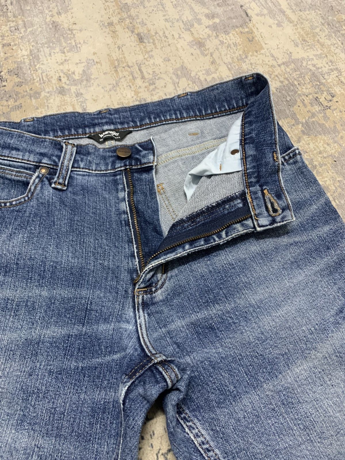 Wrangler VINTAGE WRANGLER DISTRESSED DENIM JEANS W30x30.5 Size US 30 / EU 46 - 3 Thumbnail