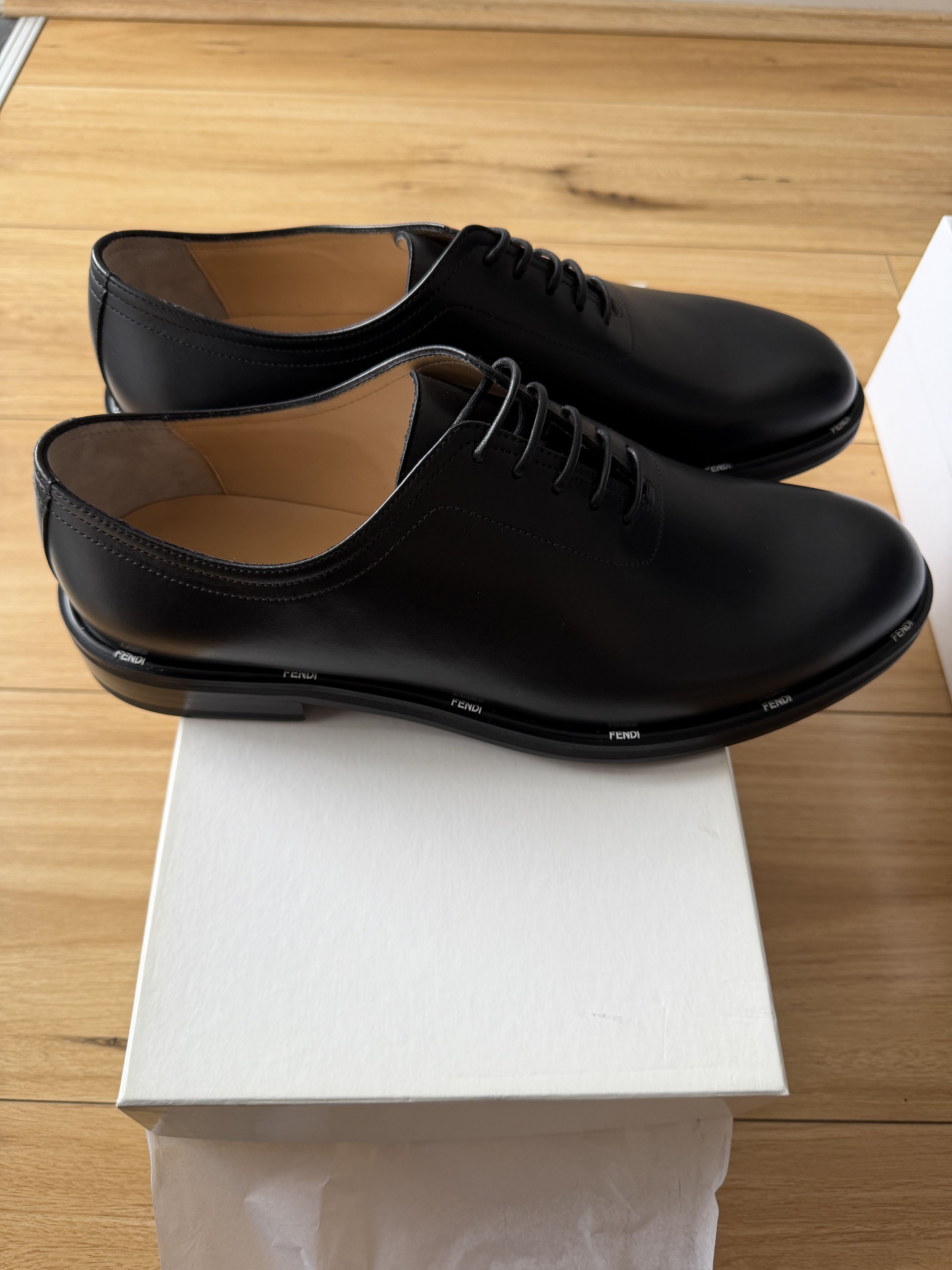 Fendi Fendi Leather Shoes Size US 10.5 / EU 43-44 - 1 Thumbnail