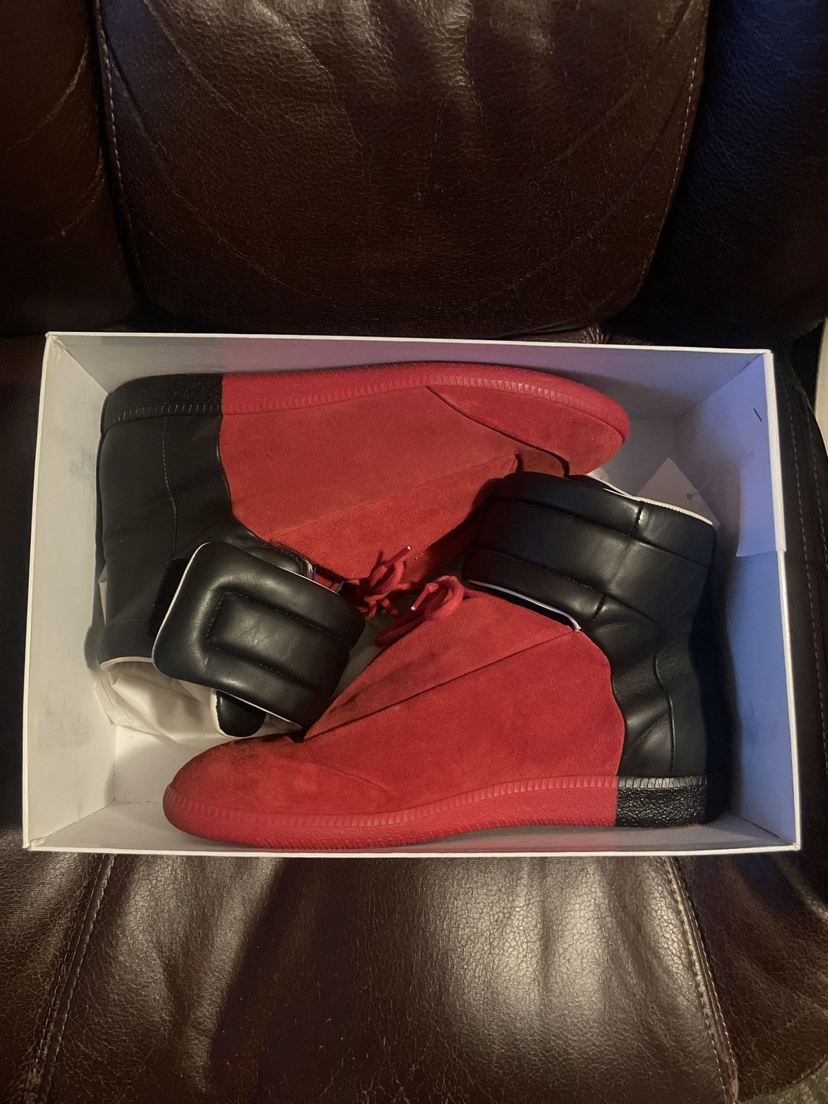 Maison Margiela Maison margiela future suede red/black Size US 9.5 / EU 42-43 - 1 Thumbnail