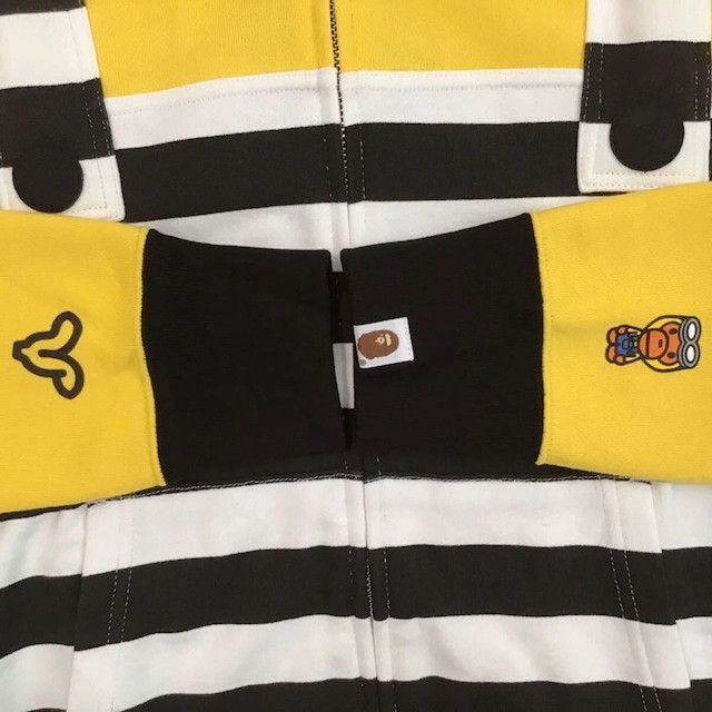 Bape BAPE × Minions Milo Full Zip Hoodie a bathing ape Size US S / EU 44-46 / 1 - 6 Thumbnail