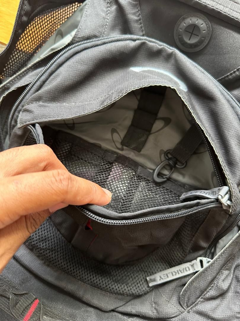 Oakley × Vintage VINTAGE OAKLEY BACKPACK Size ONE SIZE - 10 Thumbnail