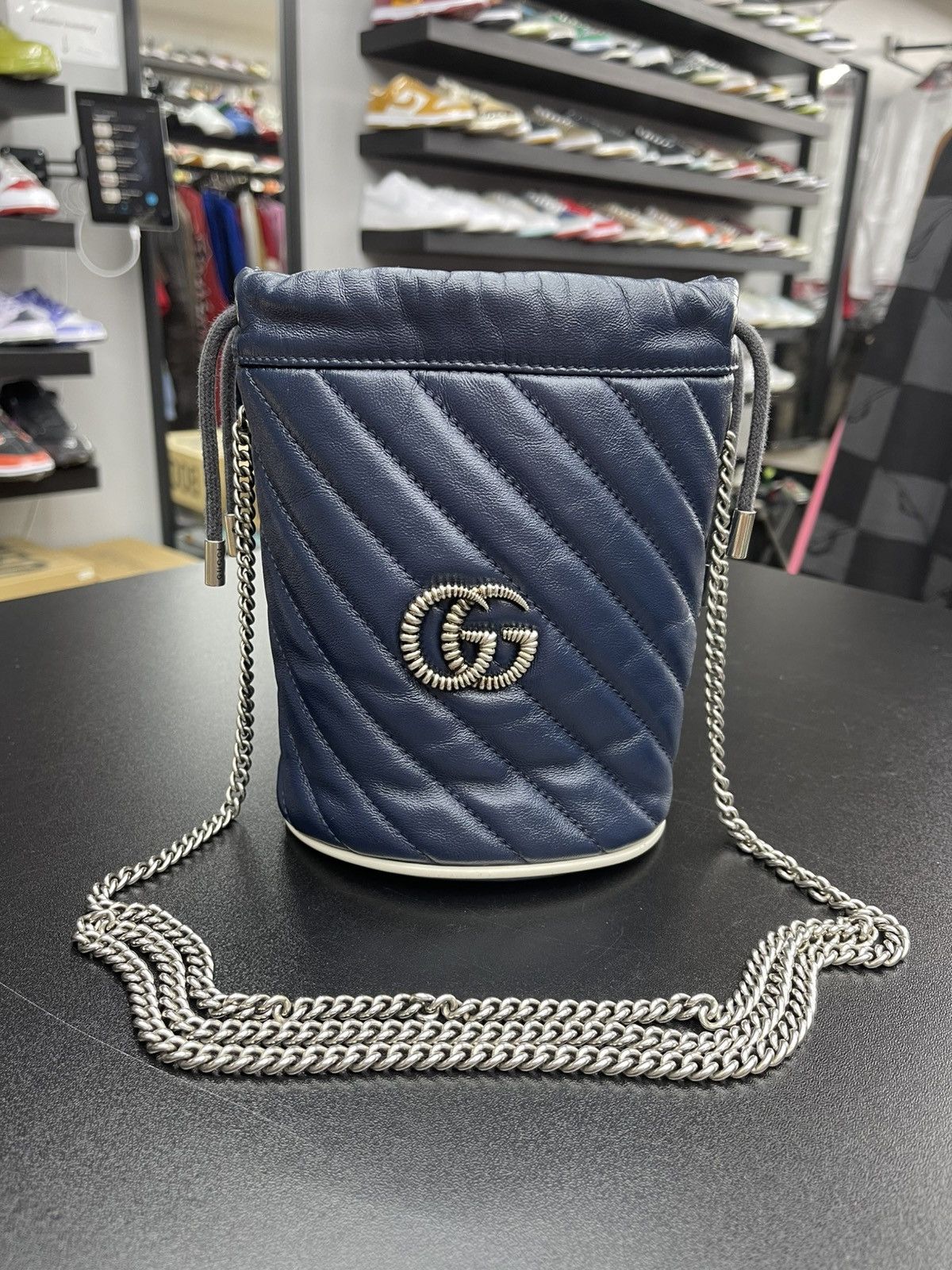 Gucci Gucci GG Marmont Bucket Bag Diagonal Quilted Leather Mini Size ONE SIZE - 6 Thumbnail