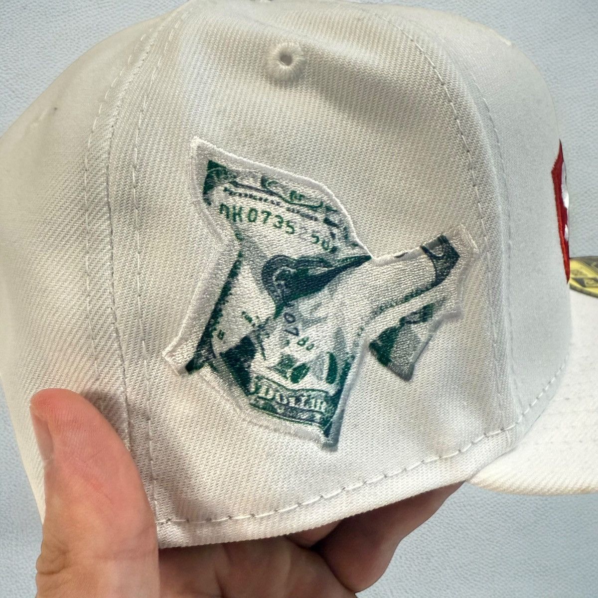 New Era × Supreme Supreme Money Box Logo New Era Fitted Hat Size ONE SIZE - 3 Thumbnail