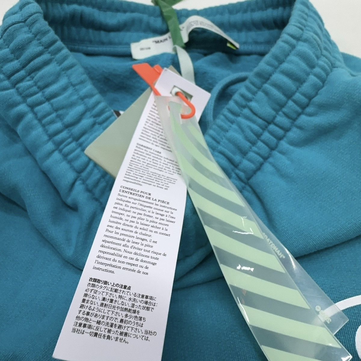 Off-White Off-White Tape Arrows Sweatshorts Size US 30 / EU 46 - 4 Thumbnail