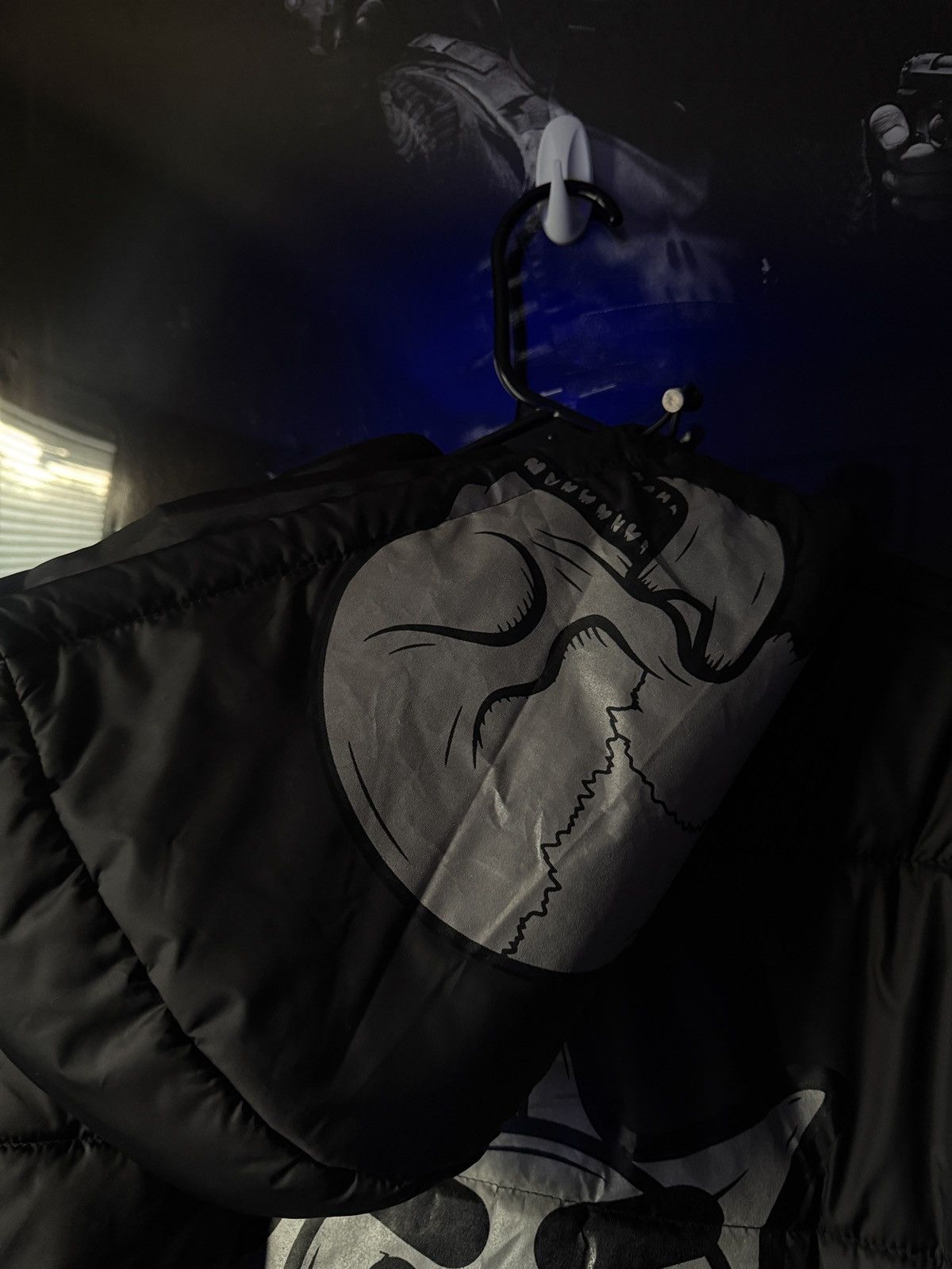 Glo Gang RARE glo gang skeleton reflective halloween puffer jacket Size US S / EU 44-46 / 1 - 10 Thumbnail