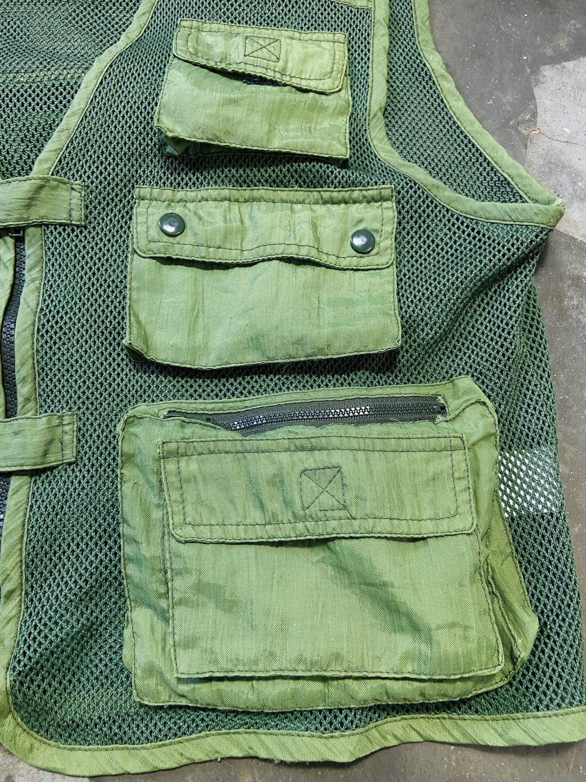 Japanese Brand Vintage Bunker Shot Tactical Mesh Vest Jacket Size US L / EU 52-54 / 3 - 5 Thumbnail