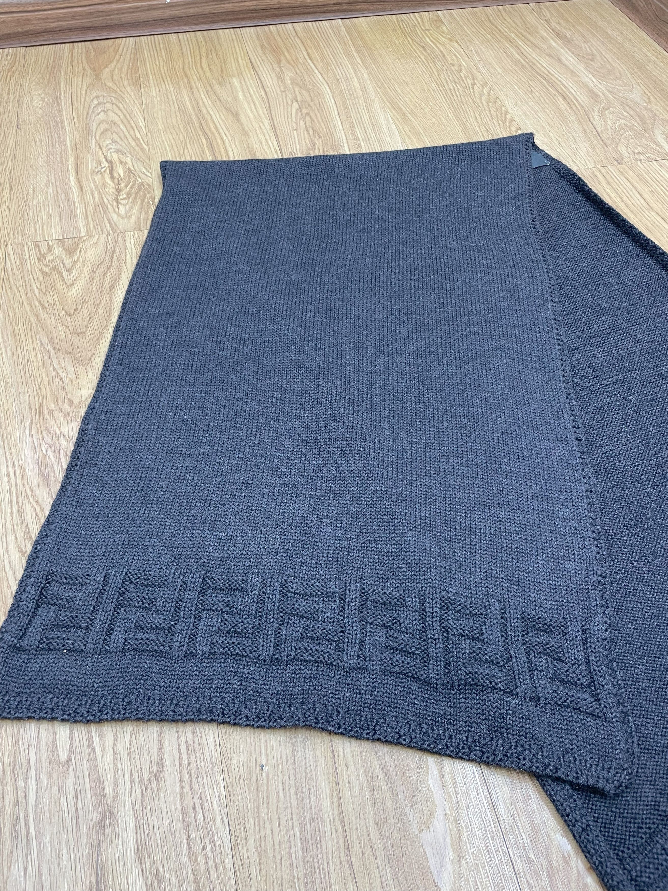 Fendi Fendi Scarf / Muffler - 6216 Size ONE SIZE - 6 Thumbnail