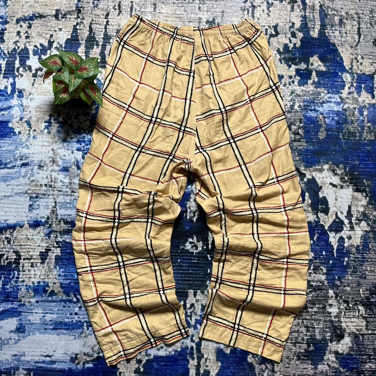 Burberry × Designer 🔥RARE Burberry Novacheck Relaxing Pants Size US 32 / EU 48 - 2 Thumbnail