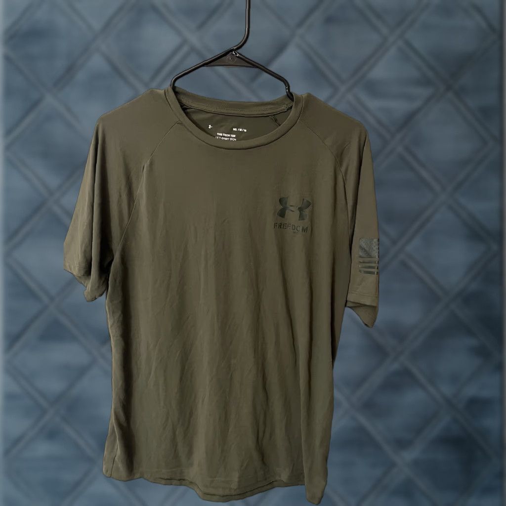 Under Armour Under Armour The Tech Tee Mens Green Short Sleeve M Shirt Adult Regular Size Size US 31 - 1 Thumbnail
