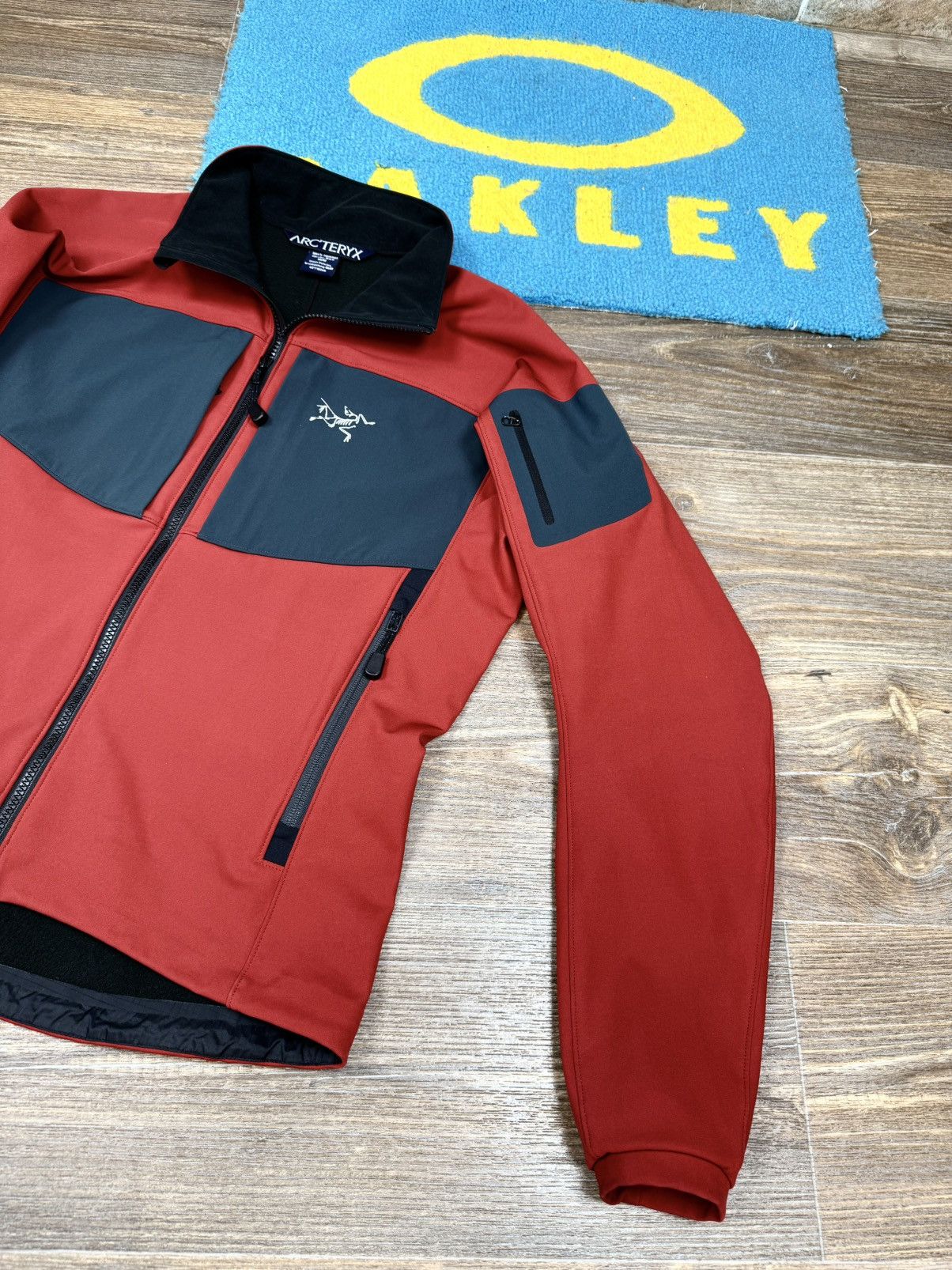 Arc'teryx Vintage Arcteryx Gamma MX Softshell Jacket Polartec Red Size US M / EU 48-50 / 2 - 7 Thumbnail