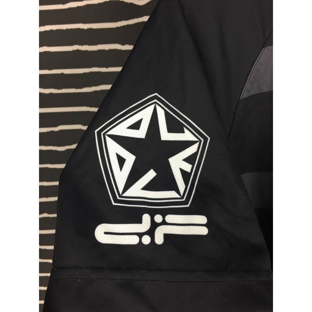 Japanese Brand Duelo Let's Make The Culture Sportswear Jersey Size US L / EU 52-54 / 3 - 9 Thumbnail