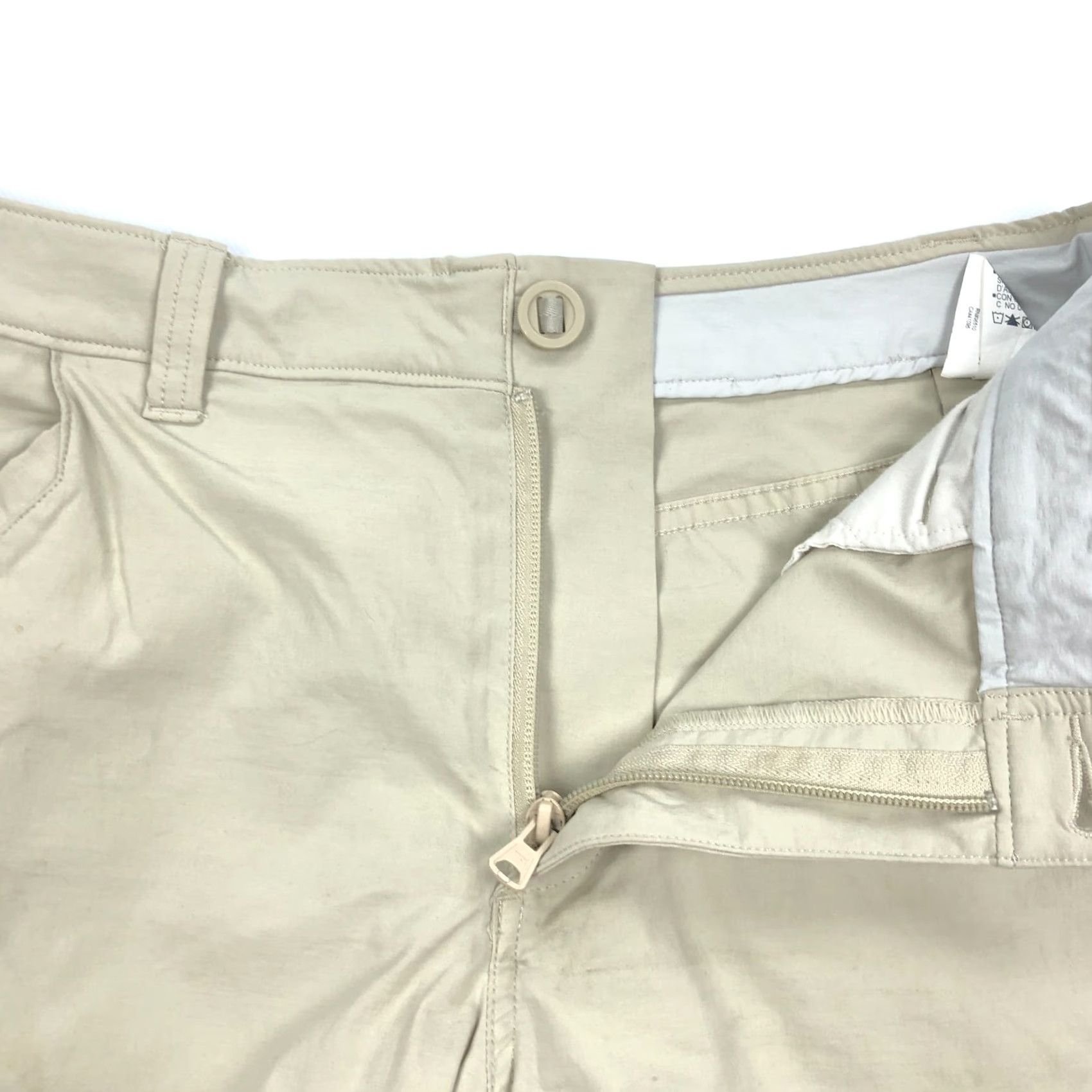 Under Armour Under Armour Cargo Pants Mens 32x32 Beige Flat Front Regular Fit Pants Size US 32 / EU 48 - 2 Thumbnail