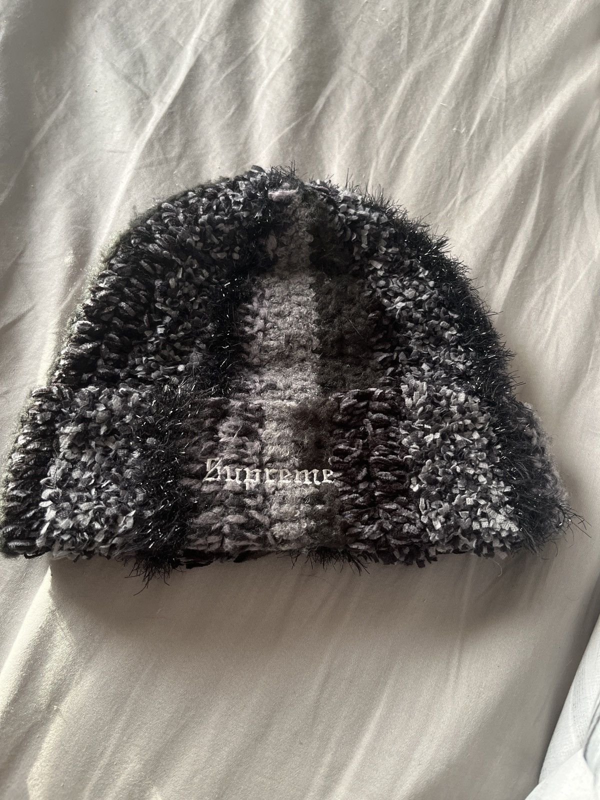 Supreme Supreme Tinsel Stripe Beanie ‘Black’ Size ONE SIZE - 3 Thumbnail