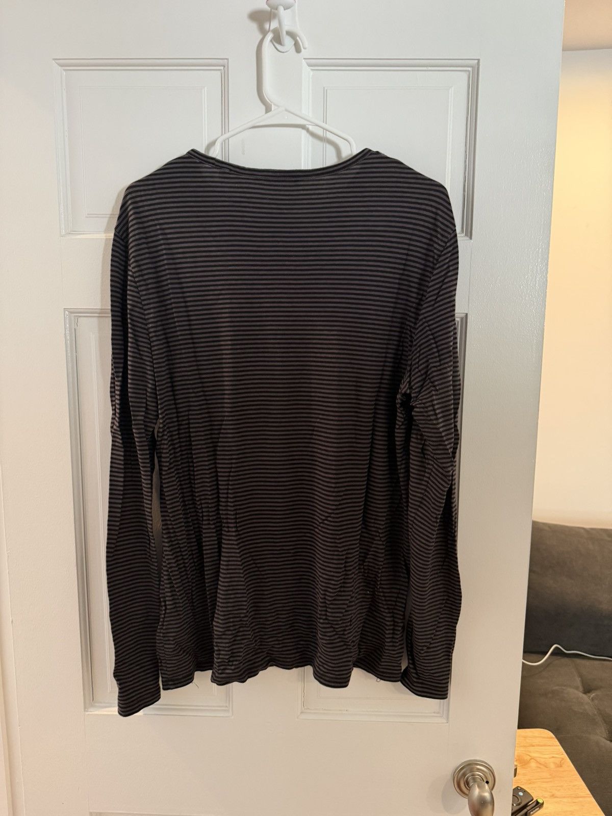 Vince Vince Black and Grey striped Tshirt M Size US M / EU 48-50 / 2 - 3 Thumbnail